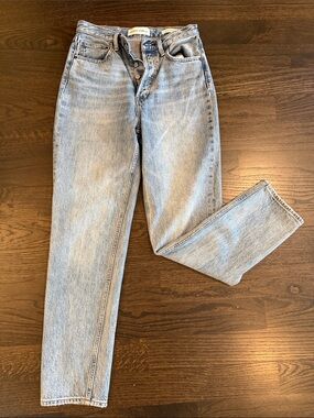 Denim Forum Light Wash High-Rise Straight Leg Jeans